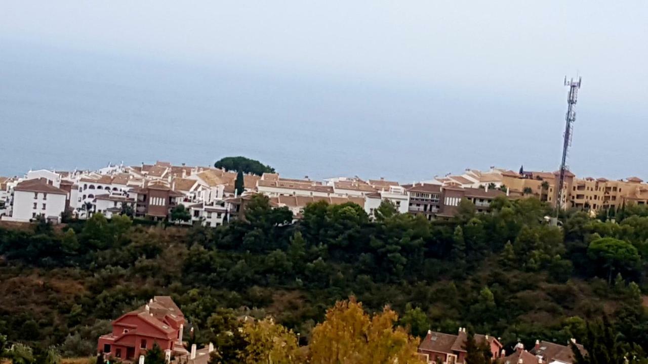 Excelente Habitacion En Bonita Y Tranquila Casa En Benalmadena Pueblo Apartman Kültér fotó