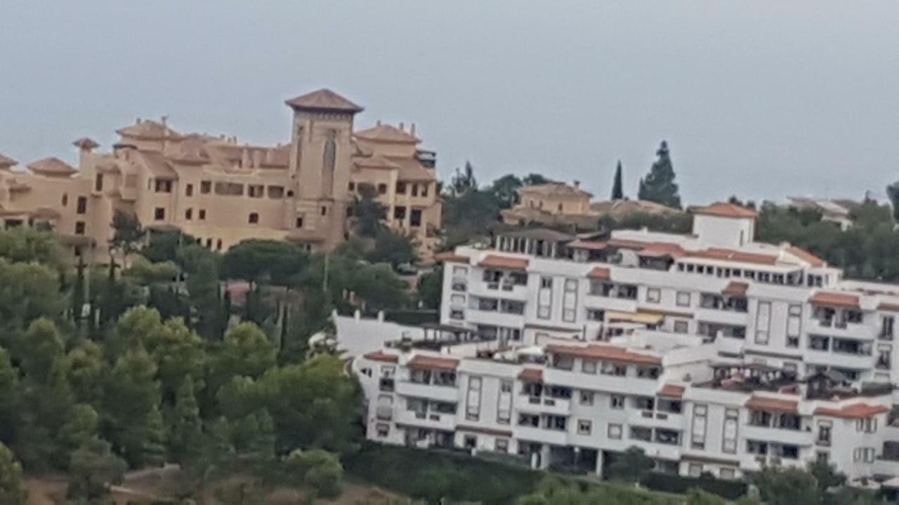 Excelente Habitacion En Bonita Y Tranquila Casa En Benalmadena Pueblo Apartman Kültér fotó